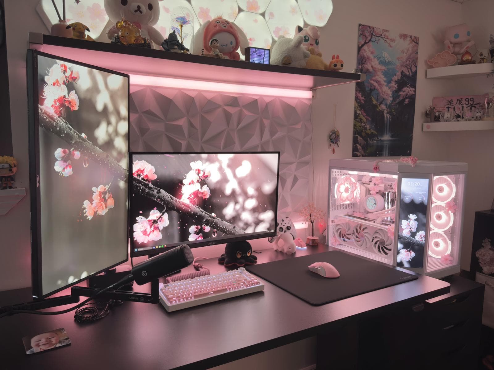 HYTE Y70 Touch Build